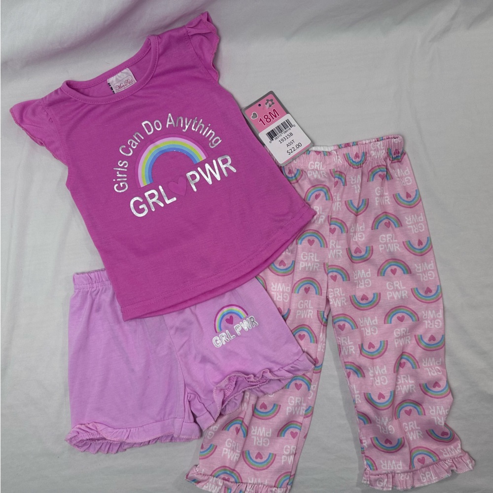 Girls 18M 3-Piece Rainbow Pajama Set 🌈💖 (NWT)